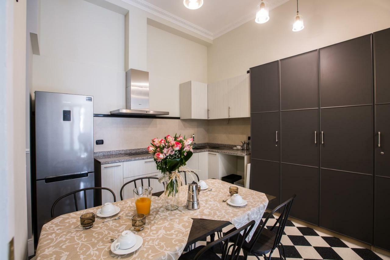 Art Nouveau Roma Colosseo Suites Екстериор снимка